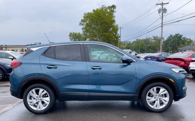 Used 2024 Buick Encore GX Preferred w/ Comfort Package AWD/4WD image 5