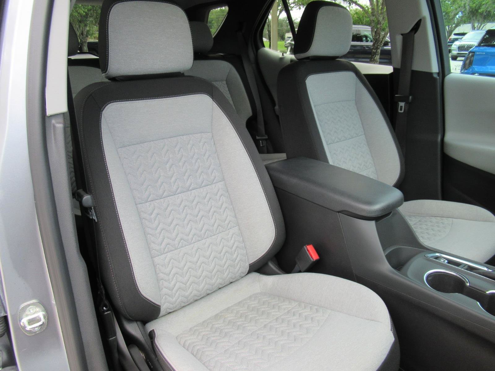 Used 2024 Chevrolet Equinox LS w/ LS Convenience Package FWD image 8