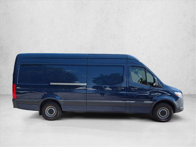Used 2023 Mercedes-Benz Sprinter 2500 image 4