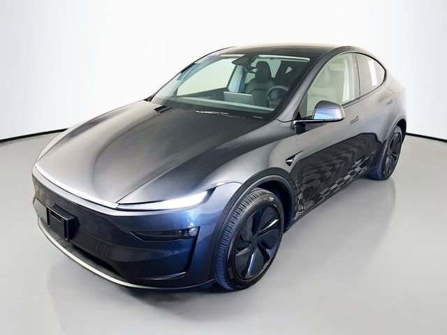 Used 2026 Tesla Model Y Long Range image 4