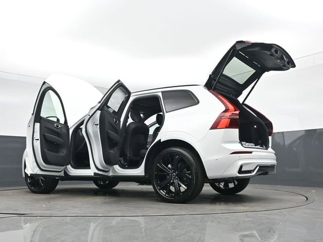 New 2026 Volvo XC60 B5 Ultra w/ Climate Package image 55