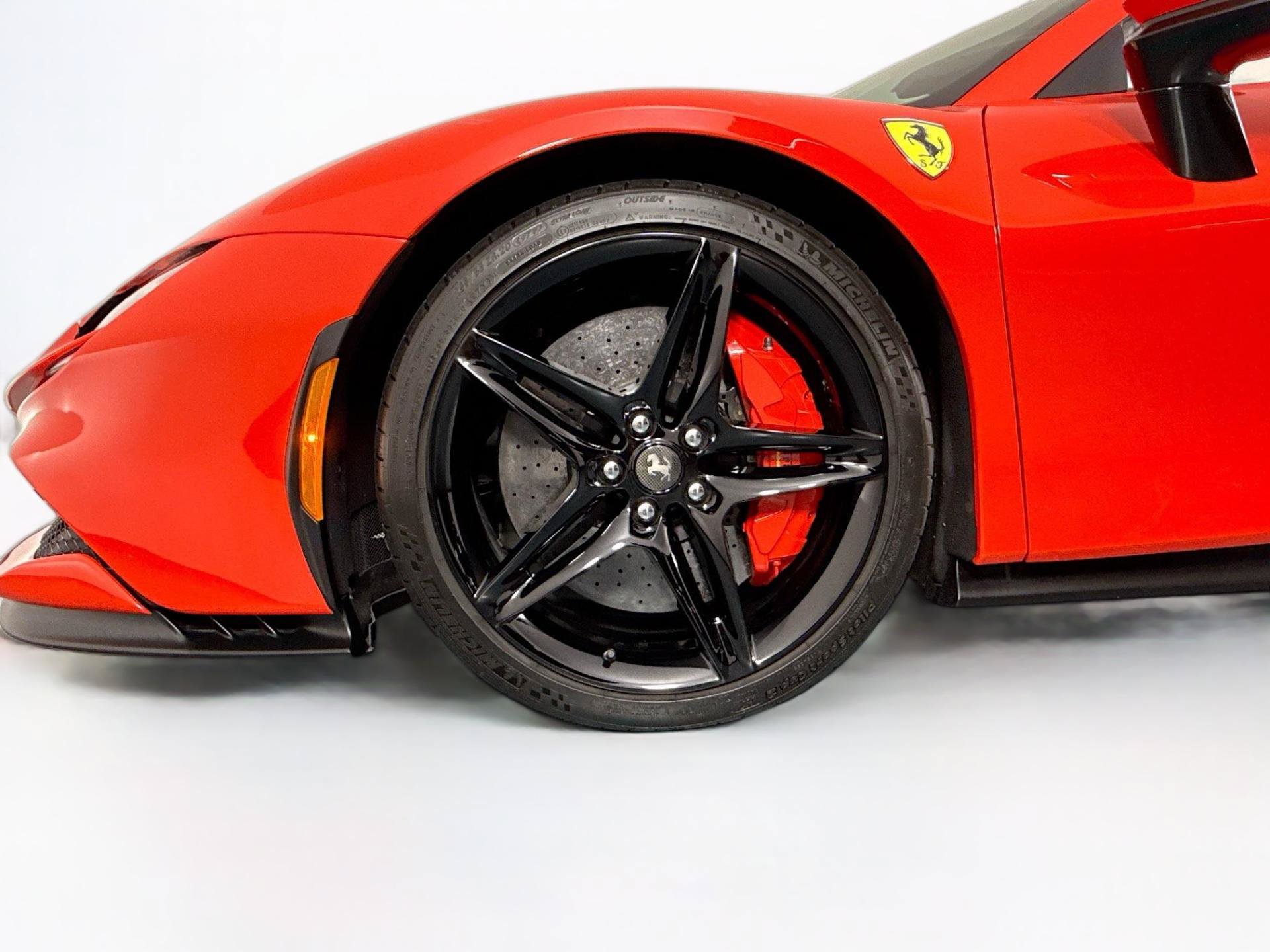 Used 2025 Ferrari SF90 Spider AWD/4WD image 40