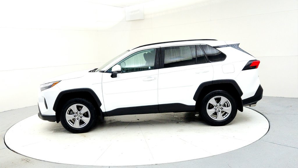Used 2023 Toyota RAV4 XLE w/ Convenience Package AWD/4WD image 3