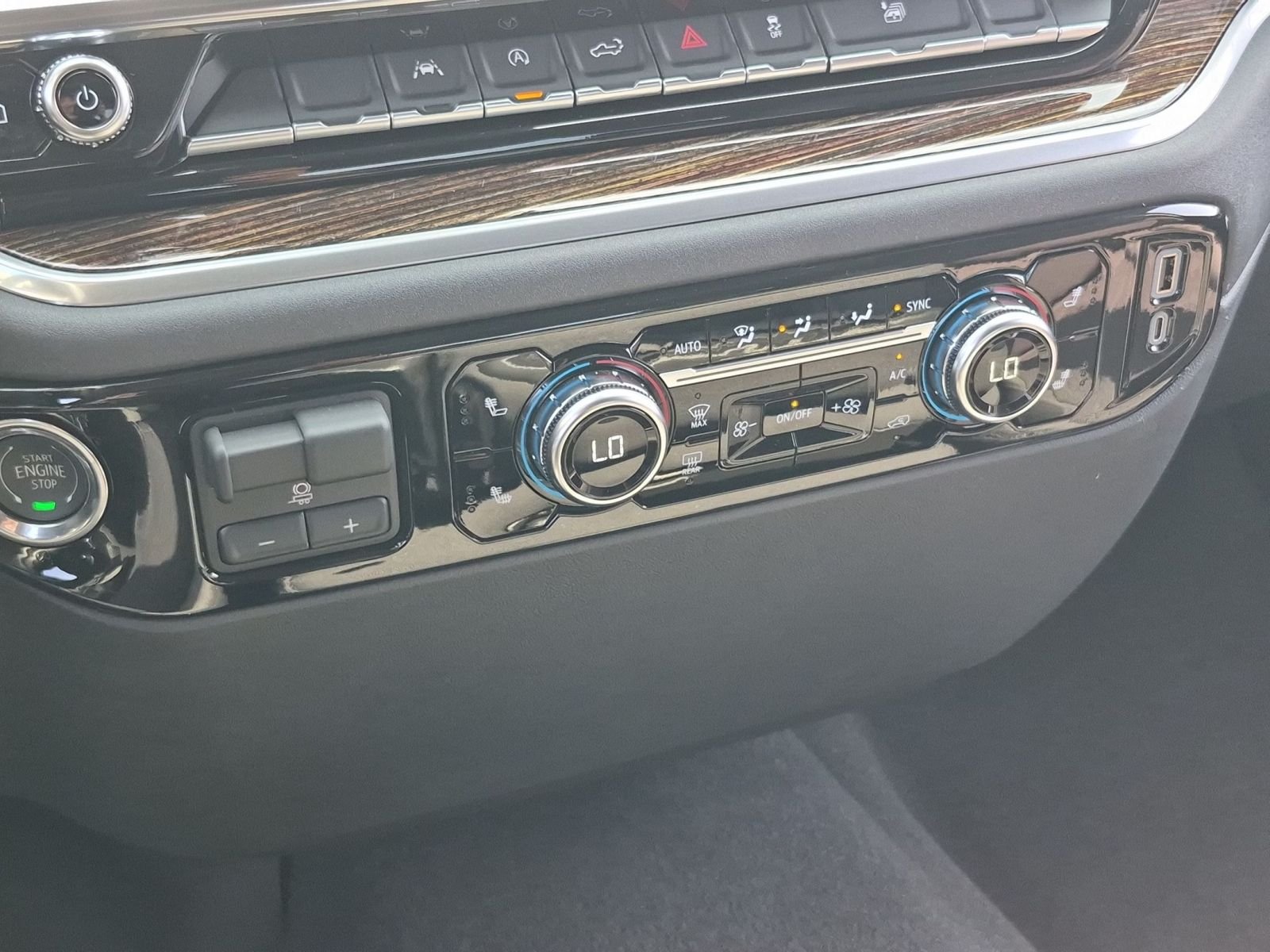 New 2026 GMC Sierra 1500 Elevation AWD/4WD image 12