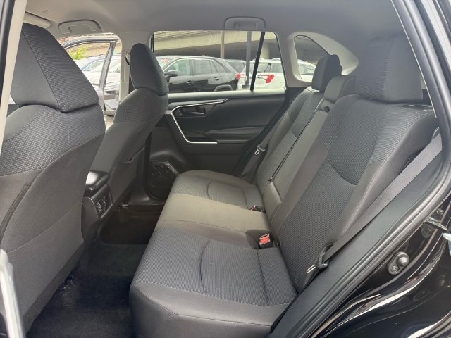 Certified 2025 Toyota RAV4 LE AWD/4WD image 26