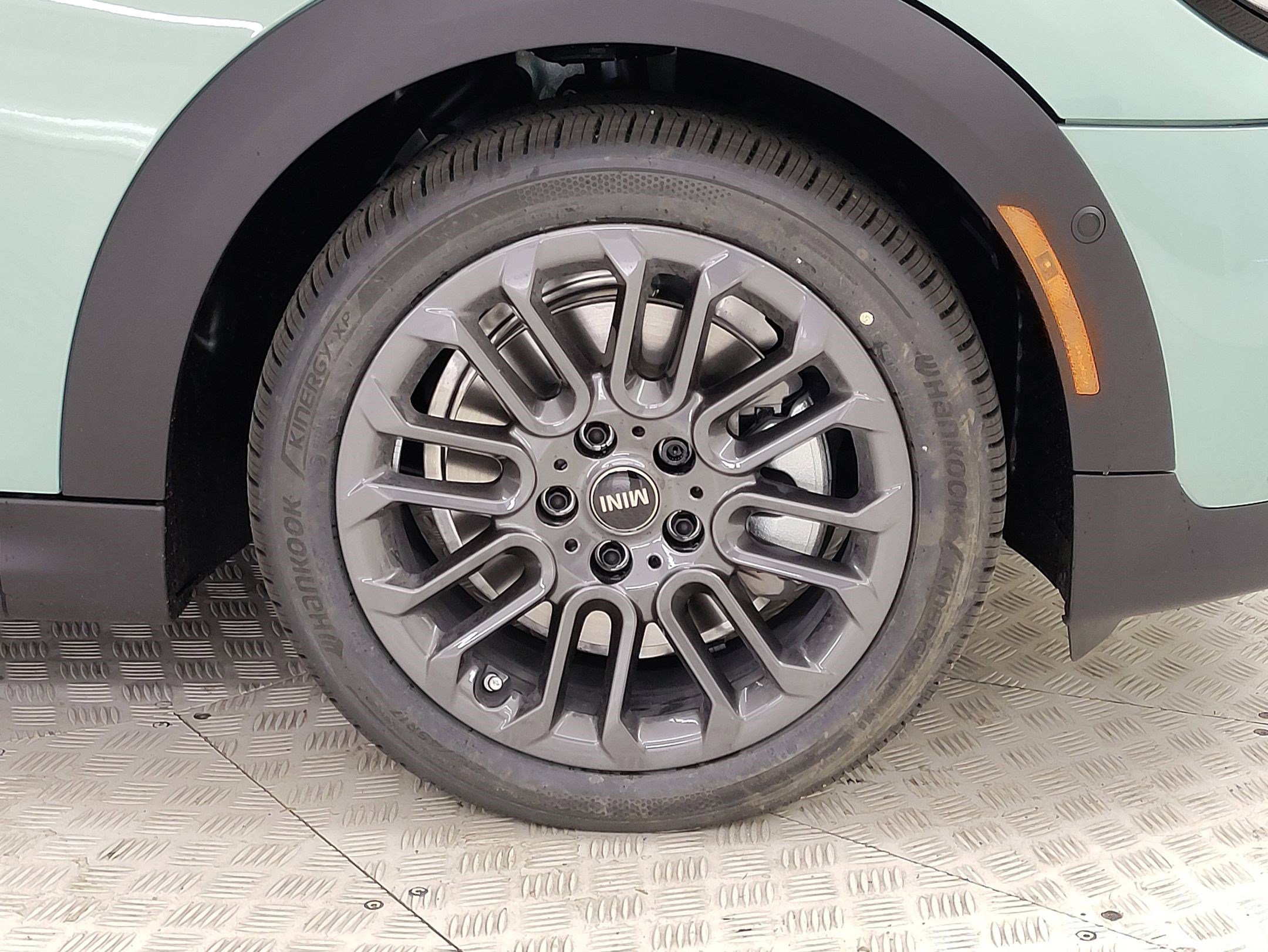 New 2026 MINI Cooper S image 5