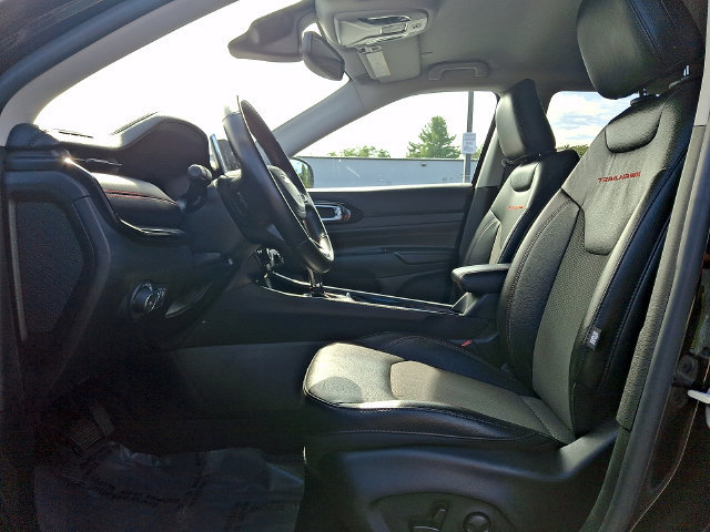 Used 2022 Jeep Compass Trailhawk w/ Trailhawk Convenience Group AWD/4WD image 14