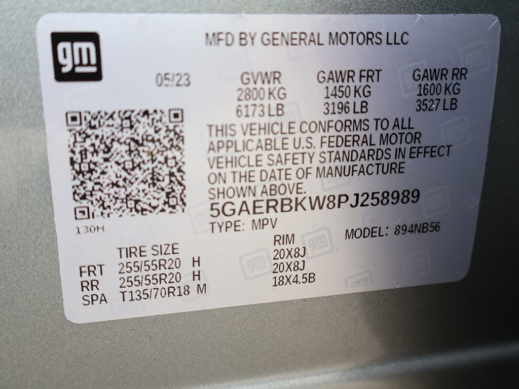 Used 2023 Buick Enclave Essence w/ Sport Touring Edition FWD image 57