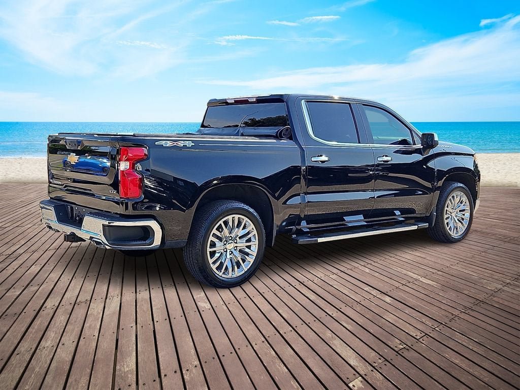 Used 2023 Chevrolet Silverado 1500 LTZ AWD/4WD image 4
