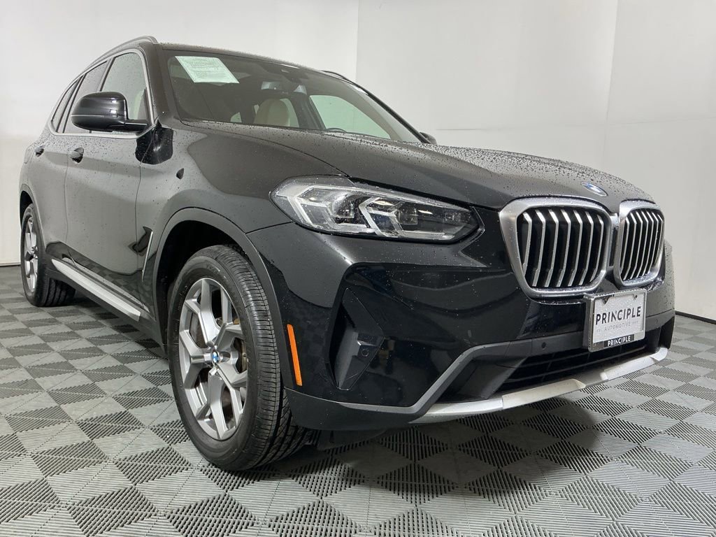 Certified 2024 BMW X3 sDrive30i w/ Convenience Package RWD image 4