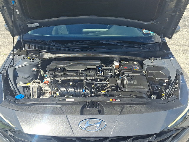 Used 2023 Hyundai Elantra SEL w/ Cargo Package FWD image 26