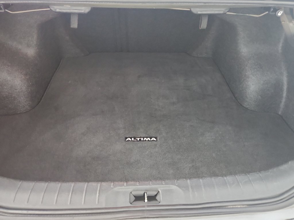 Used 2025 Nissan Altima 2.5 SV FWD image 33