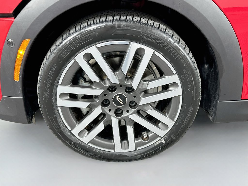 Used 2025 MINI Cooper S FWD image 29