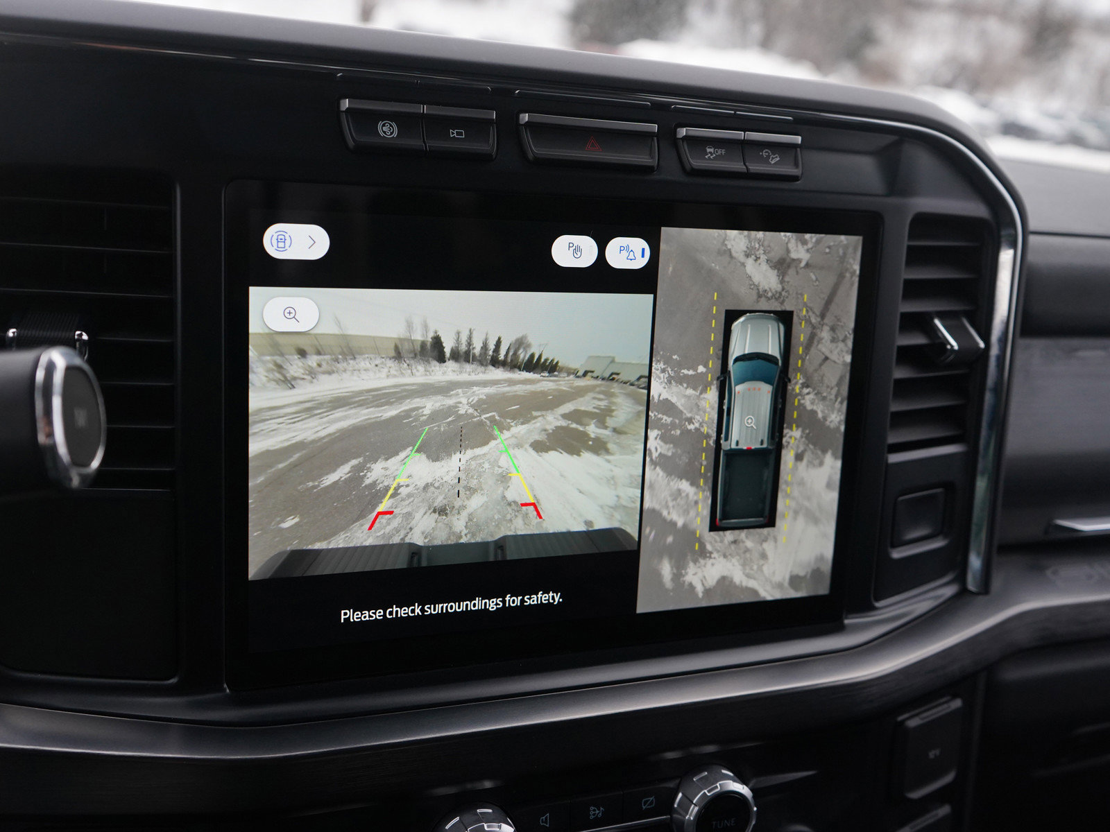 Used 2024 Ford F350 Lariat image 21