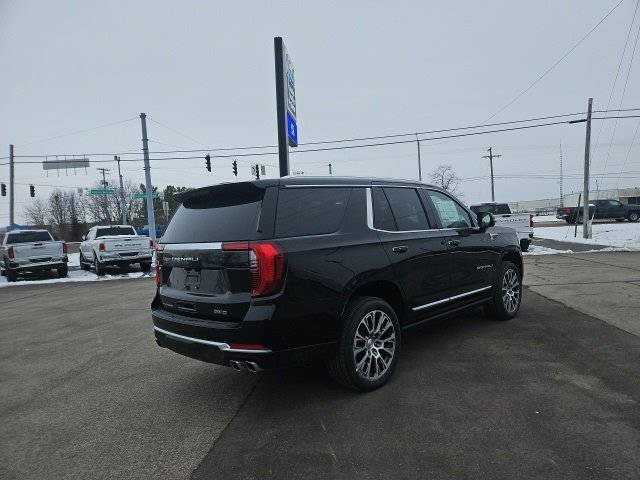 New 2026 GMC Yukon Denali w/ Sun & Power Step Package image 6