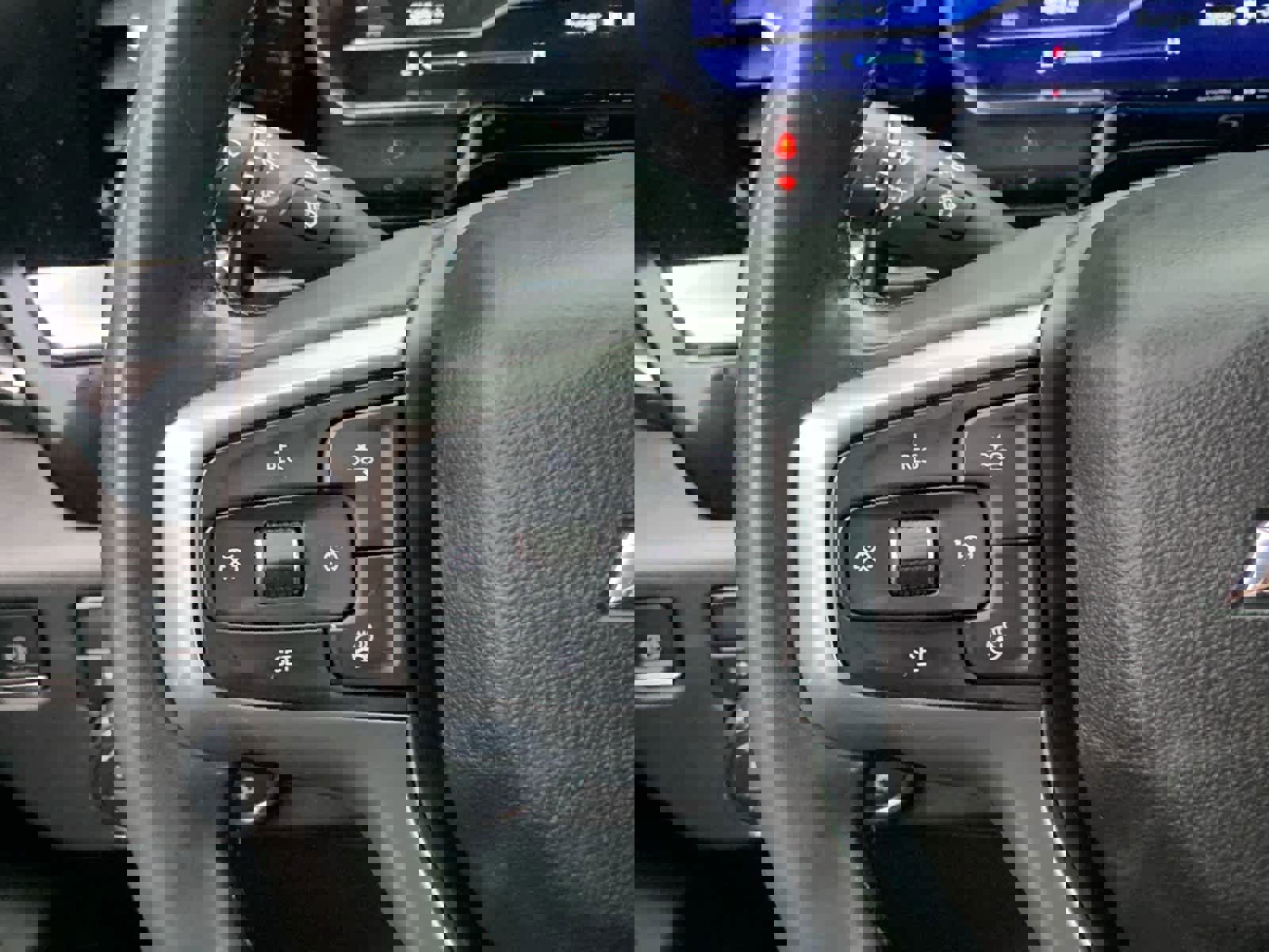 Used 2023 Chevrolet Silverado 1500 LT image 20