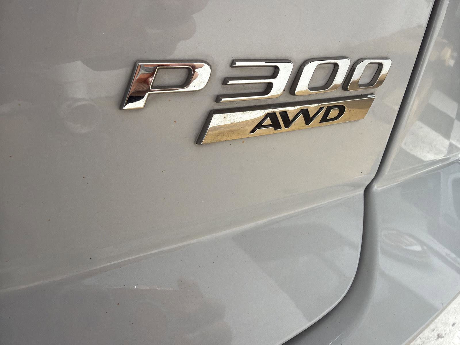 Used 2018 Jaguar E-PACE R-Dynamic SE AWD/4WD image 7