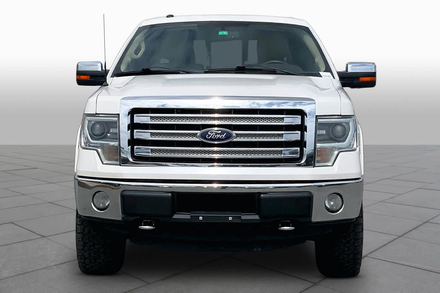 Used 2014 Ford F150 Lariat w/ Equipment Group 502A Luxury AWD/4WD image 3