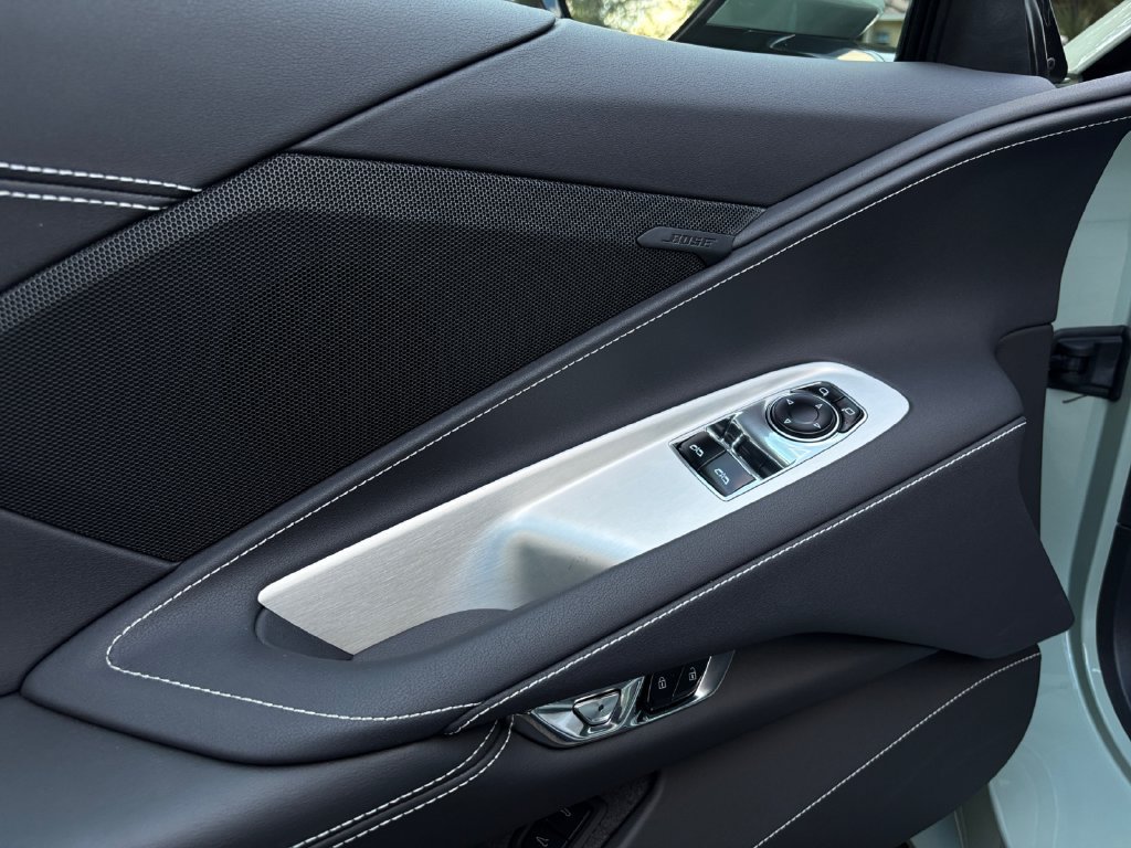 Used 2024 Chevrolet Corvette Stingray Coupe w/ Chrome Exterior Badge Package RWD image 11
