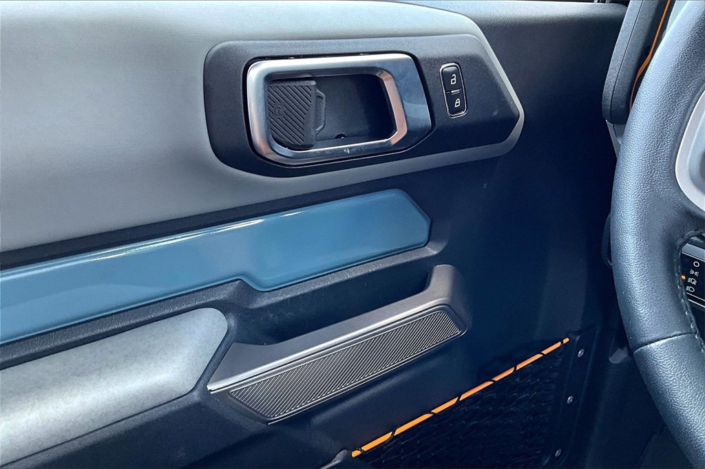 Used 2023 Ford Bronco Badlands image 36