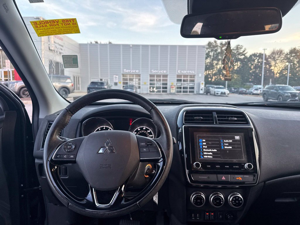 Used 2023 Mitsubishi Outlander Sport ES AWD/4WD image 13