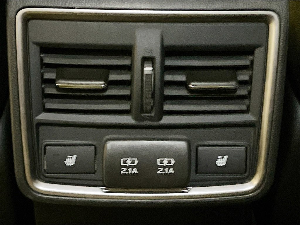 Used 2023 Subaru Forester Touring image 27