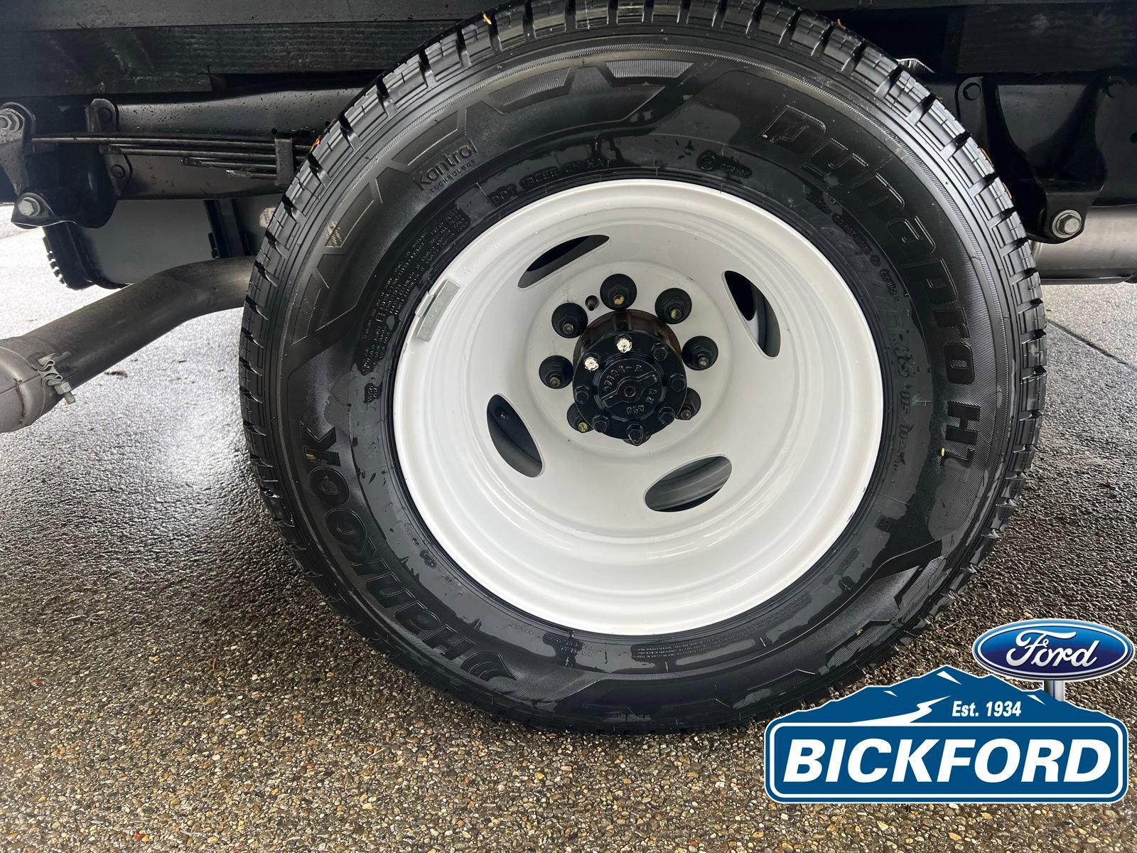 New 2027 Ford E-450 and Econoline 450 Super Duty w/ Interior Upgrade Package image 11