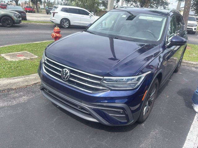 Used 2023 Volkswagen Tiguan SE