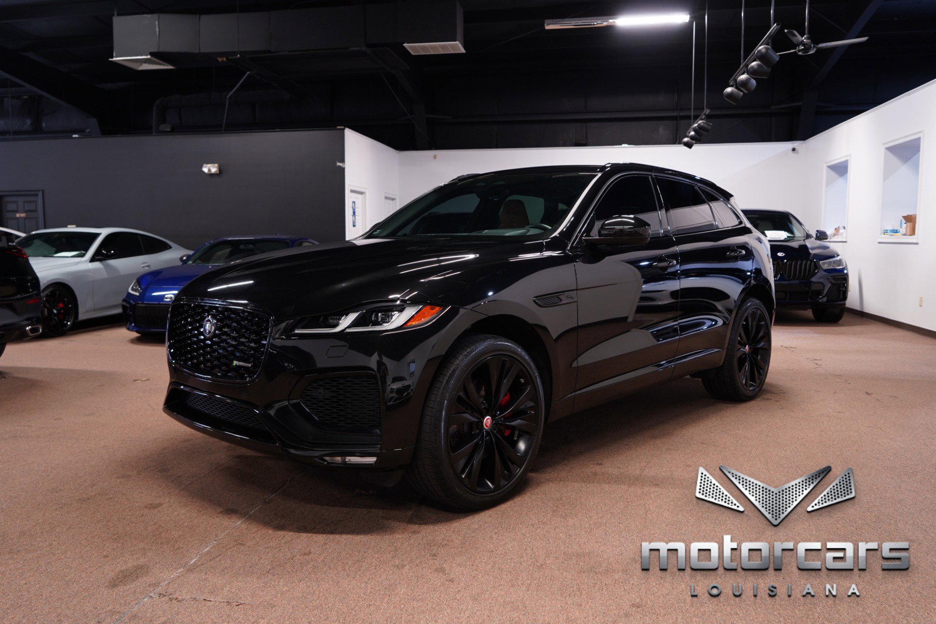 Used 2023 Jaguar F-PACE R-Dynamic S AWD/4WD image 3