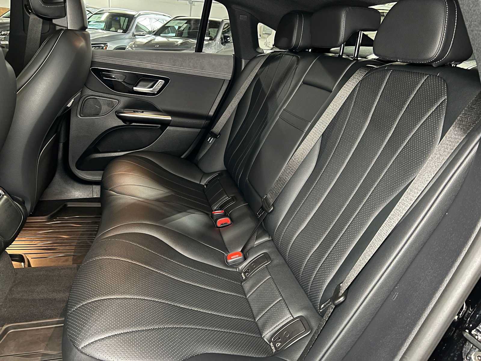 Certified 2026 Mercedes-Benz EQE 320 4MATIC Sedan image 21