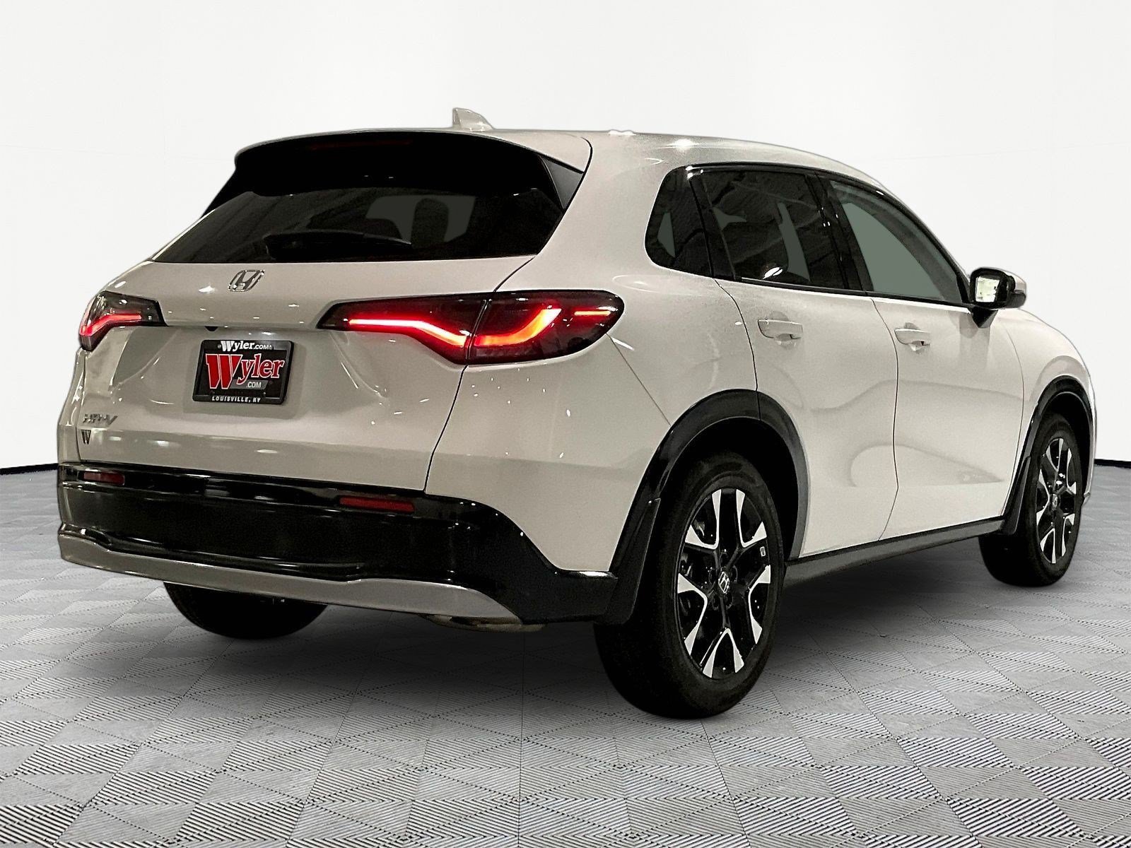 Certified 2026 Honda HR-V EX-L image 6