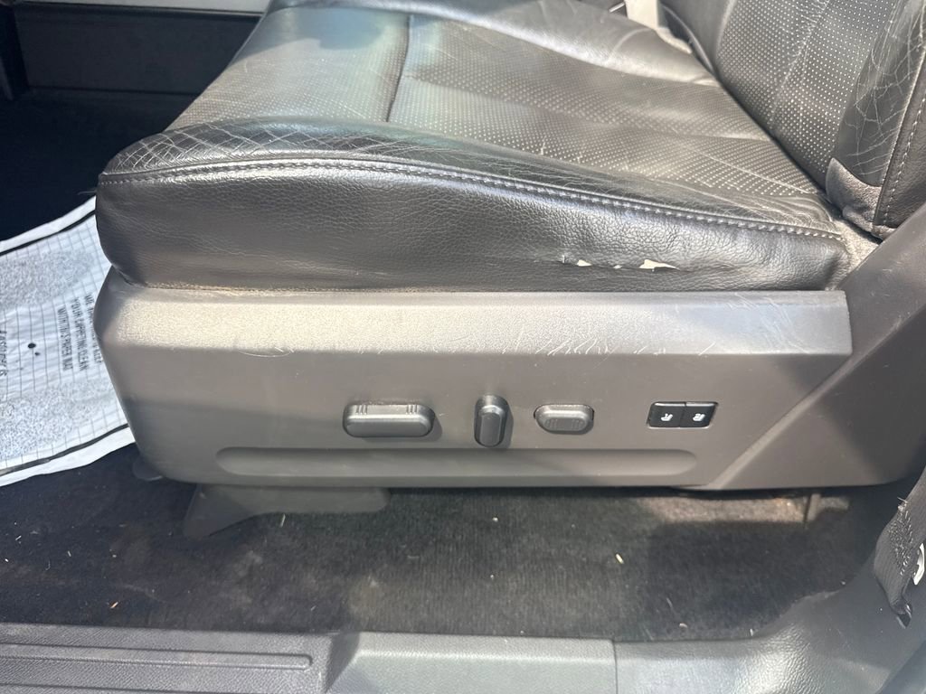 Used 2012 Ford Expedition Limited AWD/4WD image 22