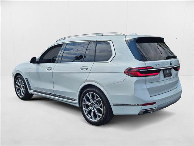 Certified 2023 BMW X7 xDrive40i image 8