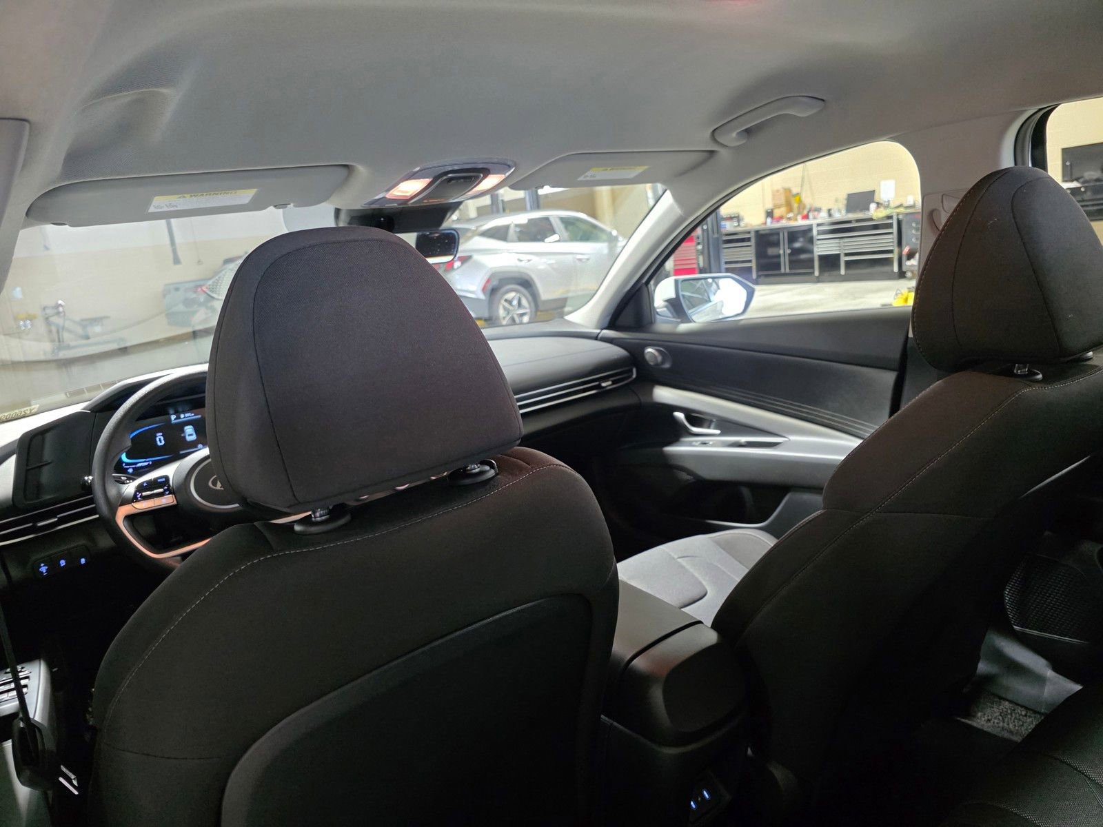 Used 2026 Hyundai Elantra SE image 15