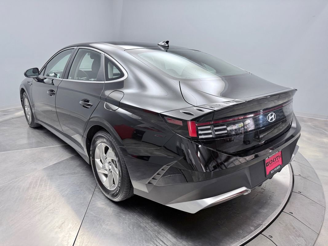 Used 2025 Hyundai Sonata SE FWD image 7