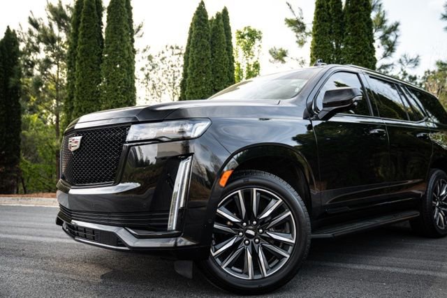 Used 2023 Cadillac Escalade Sport AWD/4WD image 3