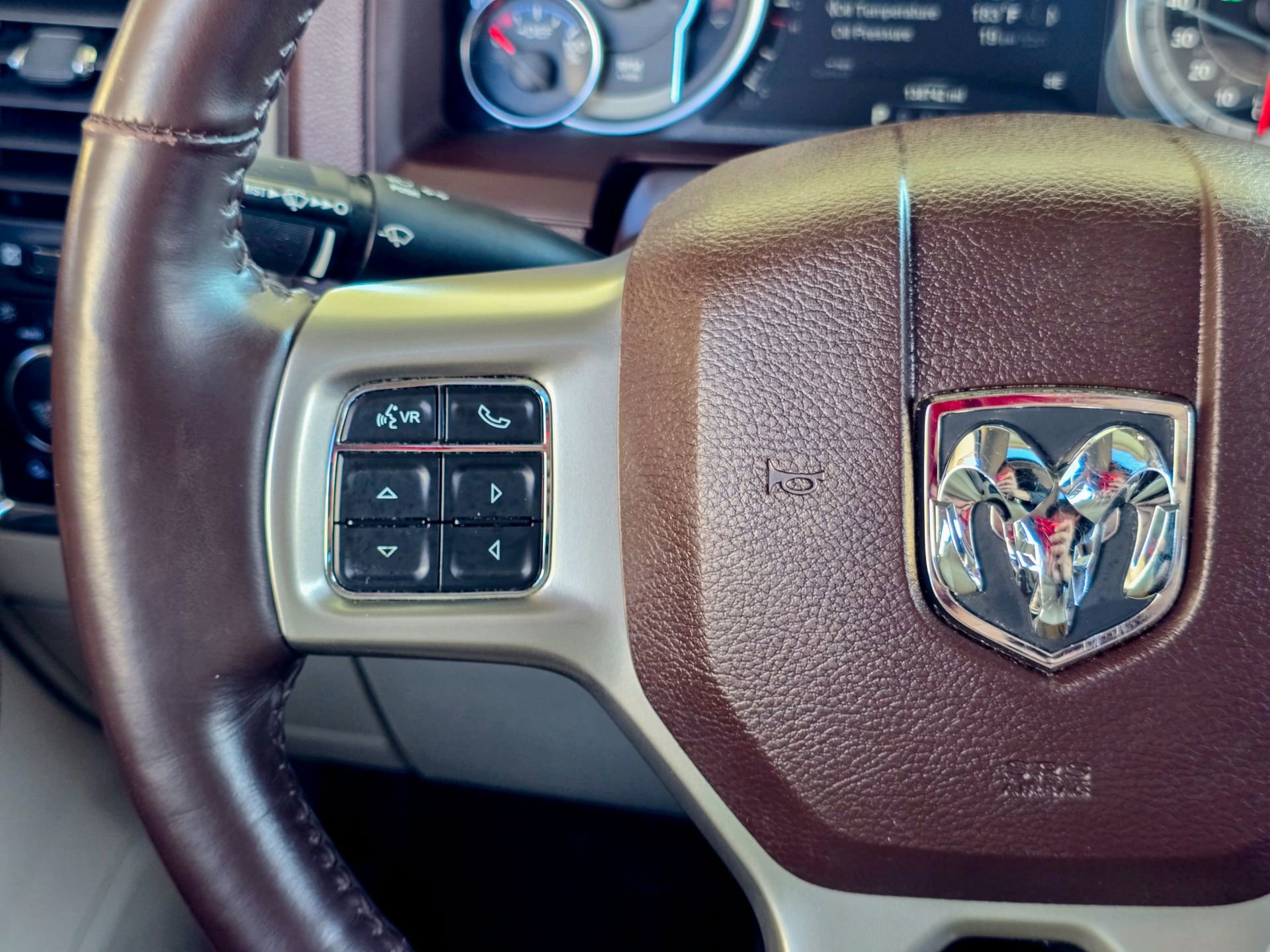 Used 2018 RAM 1500 Laramie w/ Convenience Group image 33