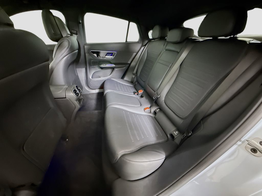 Used 2024 Mercedes-Benz GLC 300 4MATIC w/ AMG Line image 25