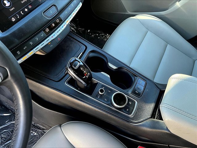 Used 2023 Cadillac XT4 Luxury image 15