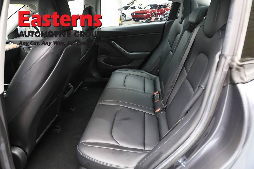 Used 2018 Tesla Model 3 Long Range image 16