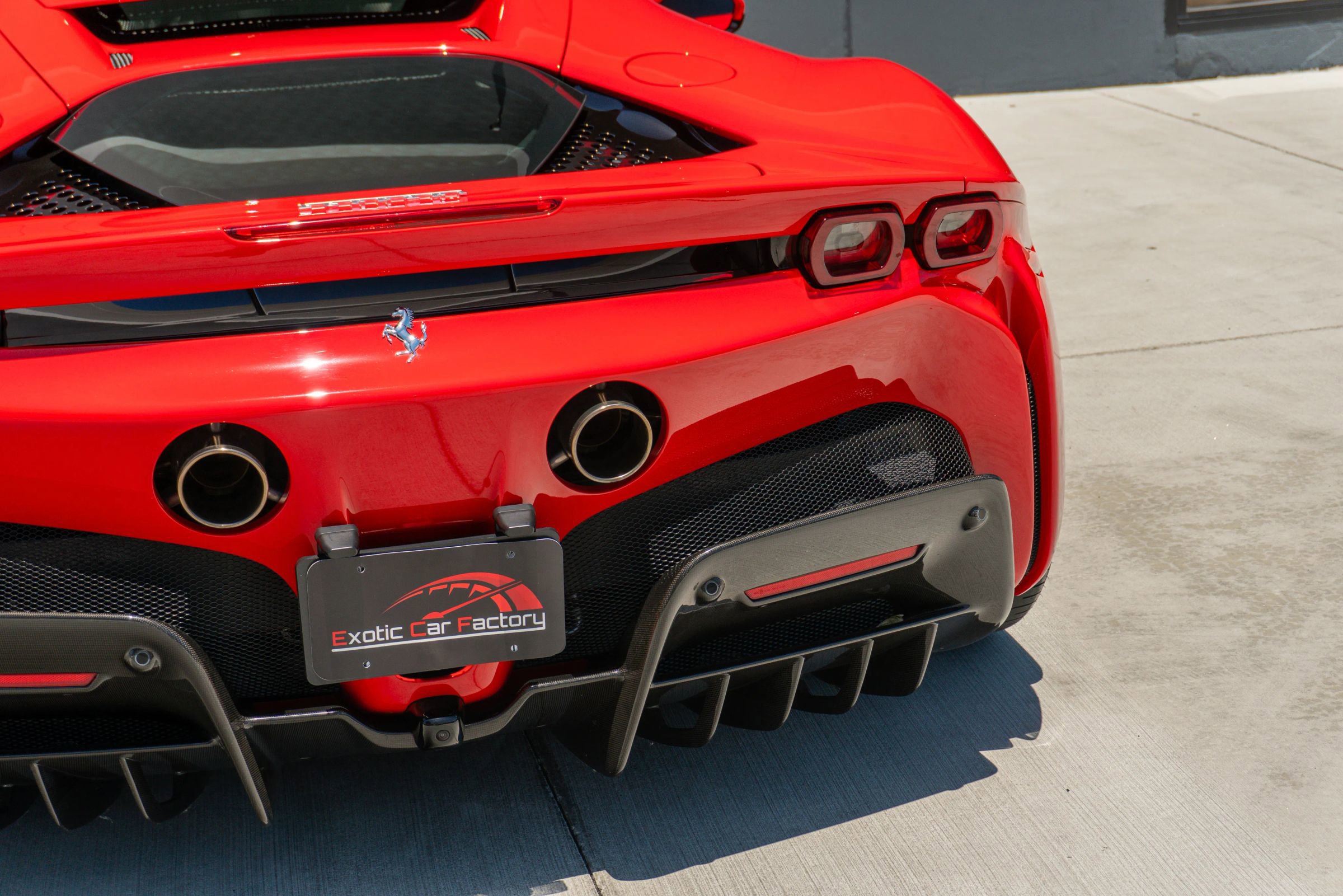 Used 2021 Ferrari SF90 Stradale AWD/4WD image 15