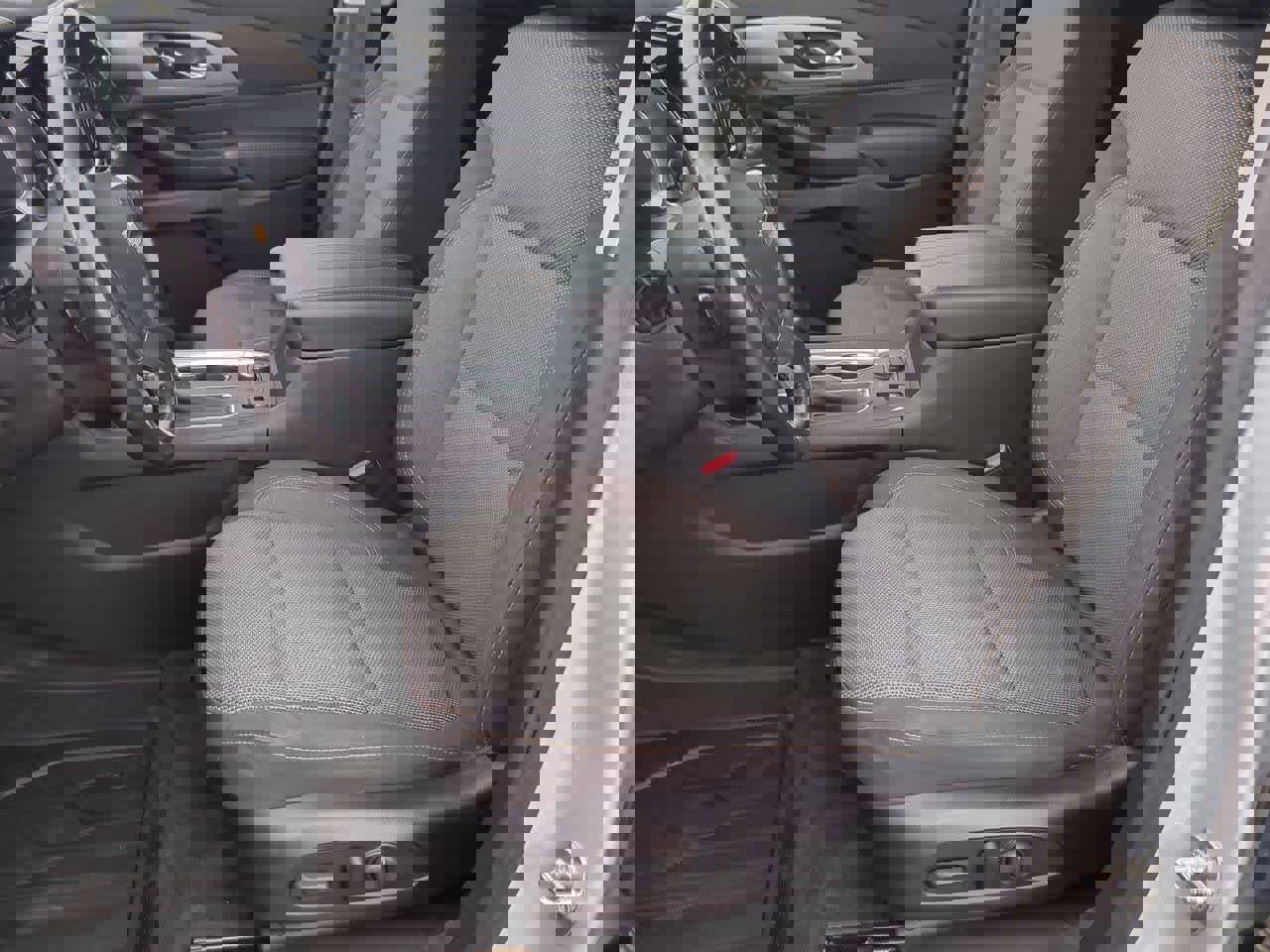 Used 2019 Chevrolet Traverse LT w/ LPO, Floor Liner Package AWD/4WD image 15