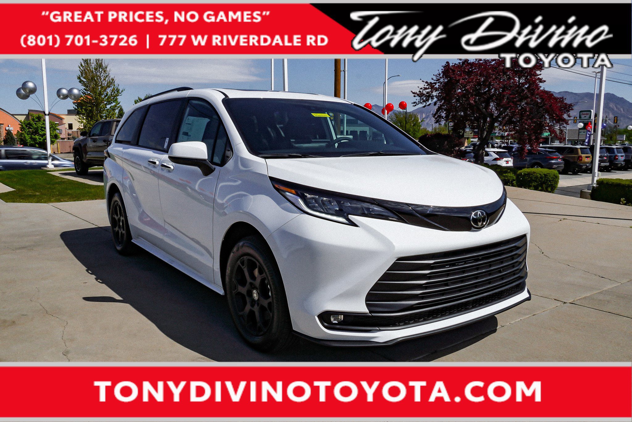 New 2026 Toyota Sienna XLE Woodland Edition AWD/4WD image 1