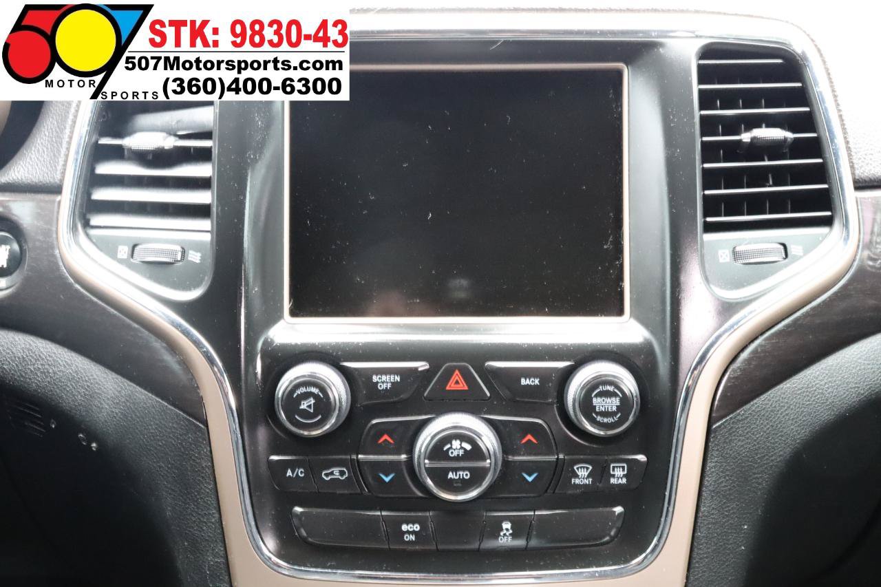 Used 2014 Jeep Grand Cherokee Laredo w/ 18" Wheel & 8.4" Radio Group AWD/4WD image 21