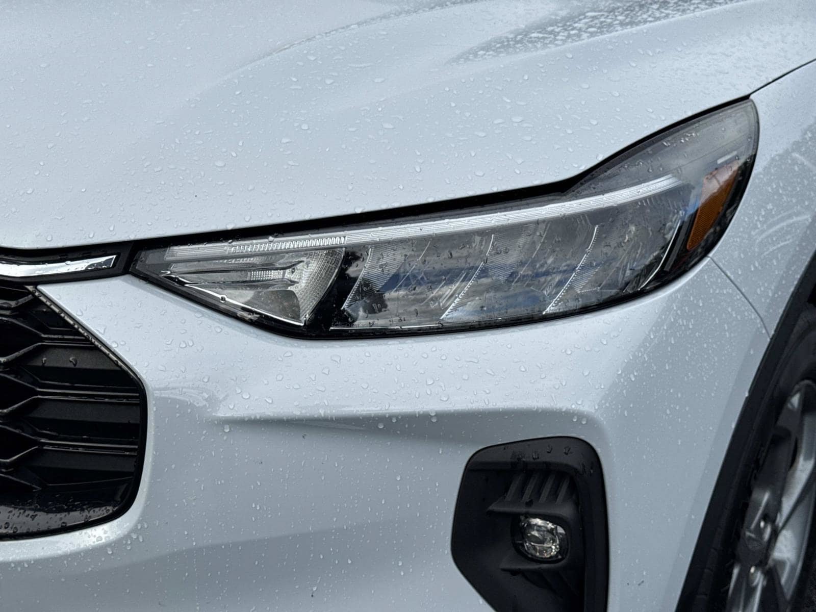 Used 2025 Ford Escape ST-Line Select AWD/4WD image 9