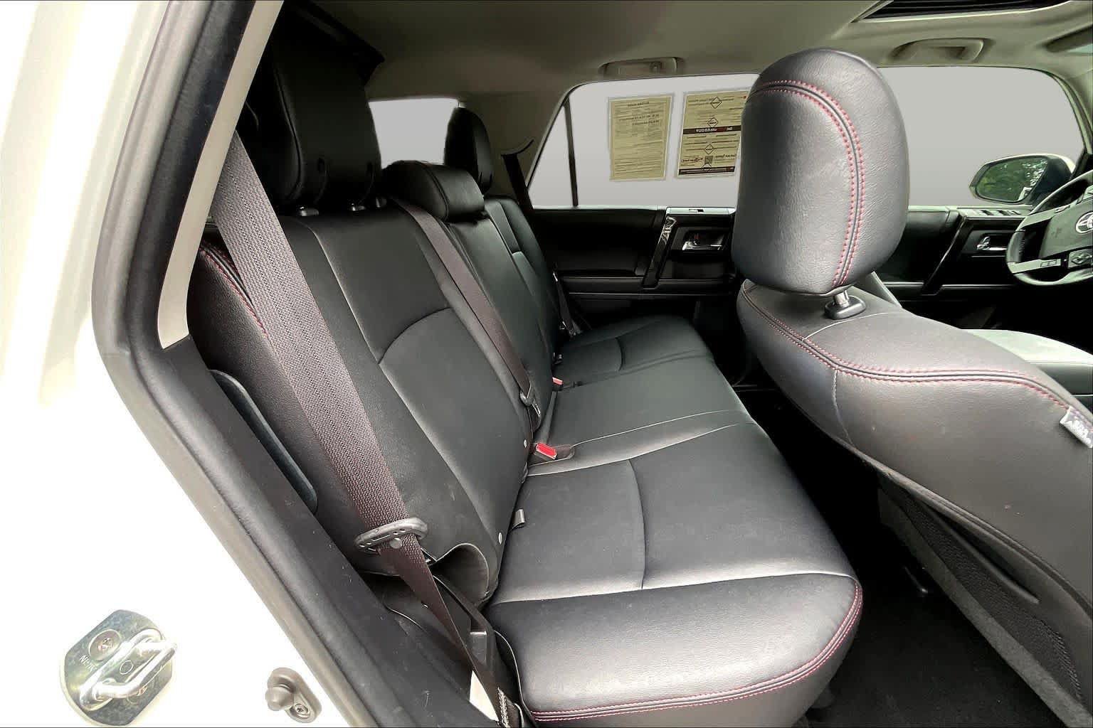 Used 2023 Toyota 4Runner TRD Off-Road Premium w/ Moonroof Package AWD/4WD image 19