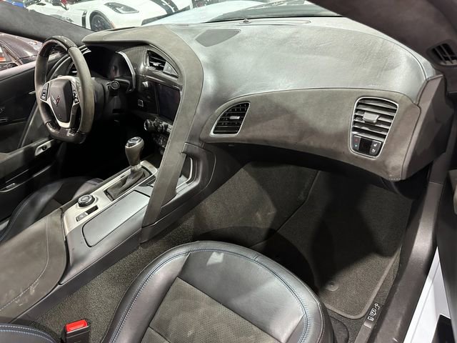 Used 2018 Chevrolet Corvette Grand Sport w/ Carbon 65 Edition RWD image 9