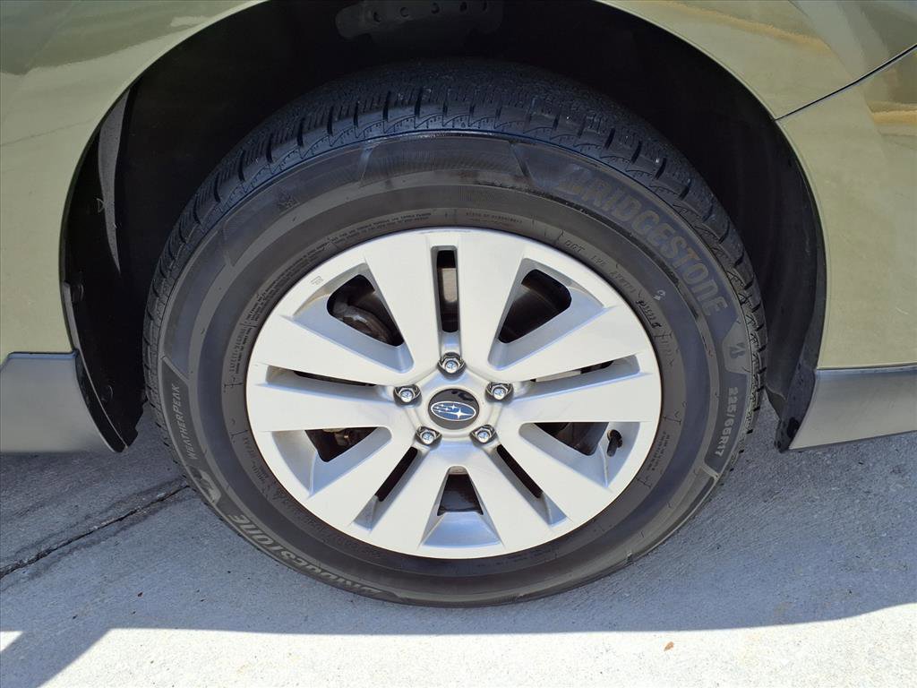 Used 2018 Subaru Outback 2.5i Premium AWD/4WD image 7