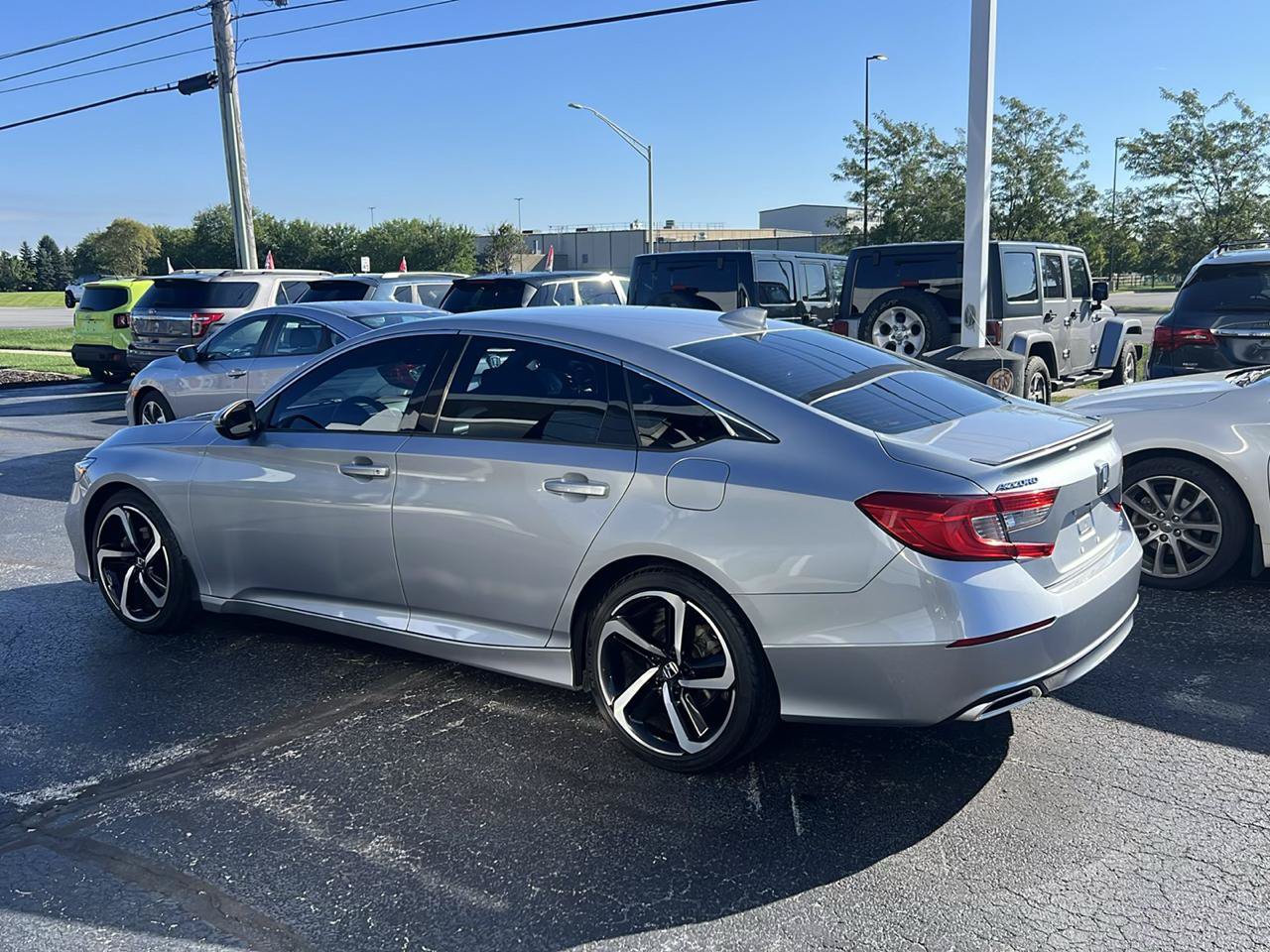Used 2020 Honda Accord Sport image 3