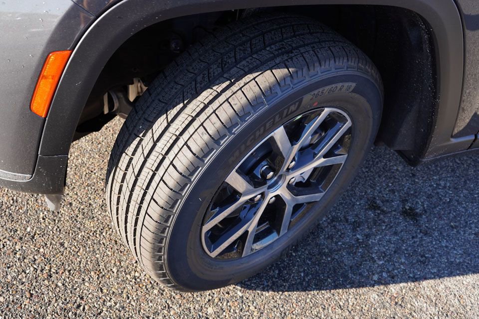 New 2025 Jeep Grand Cherokee L Limited w/ Trailer Tow Package image 9